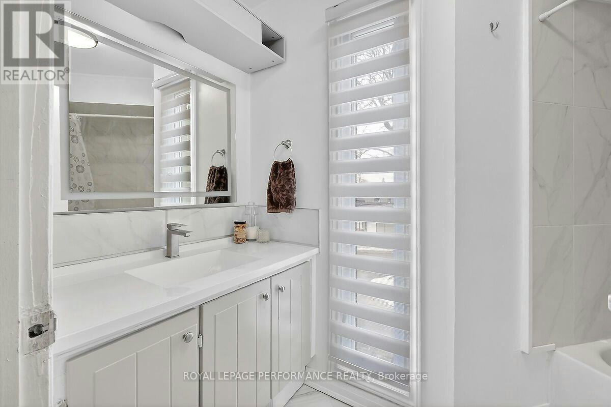 28-42 Compata Way, Ottawa, ON, K1B 4W9 - 24