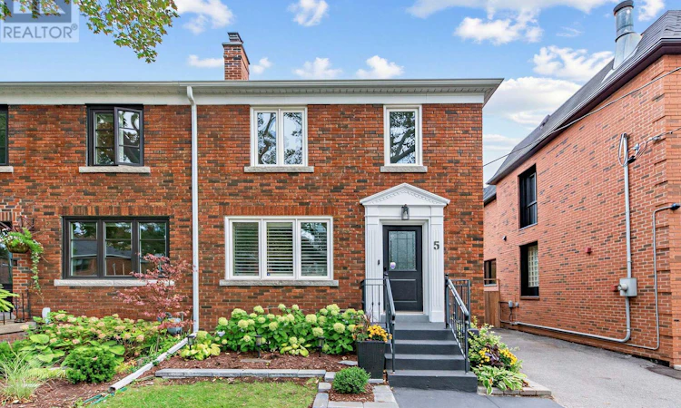 5 Beaufield Avenue
