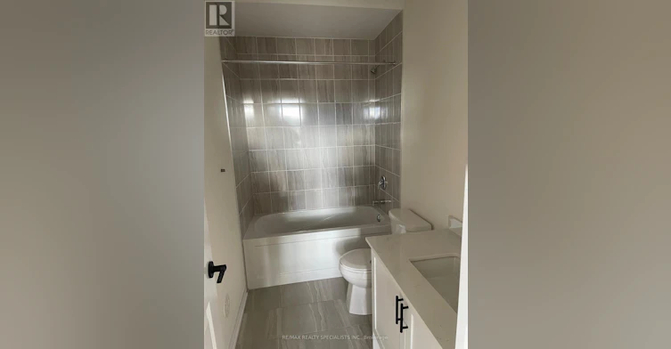 39 De La Roche Drive, Vaughan, ON, L4H 5G4 - 10