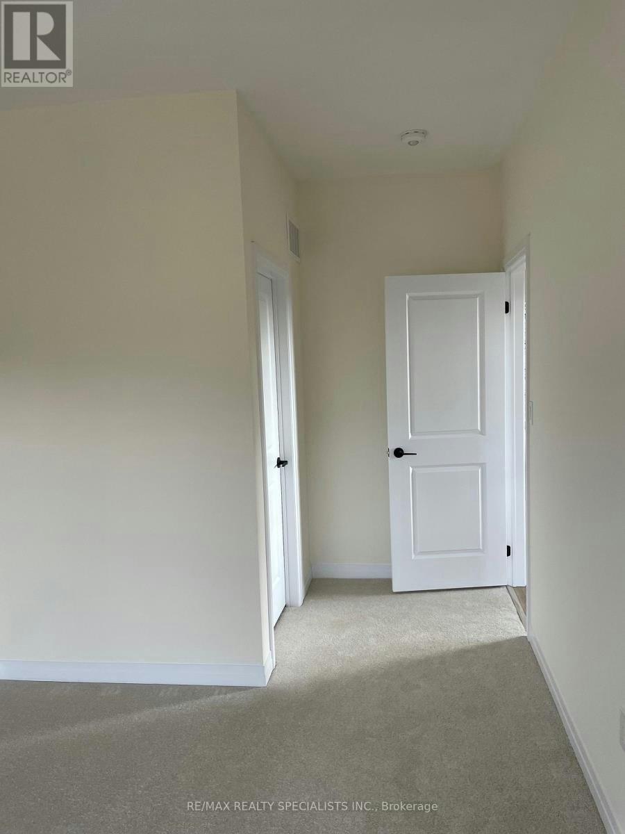 39 De La Roche Drive, Vaughan, ON, L4H 5G4 - 11