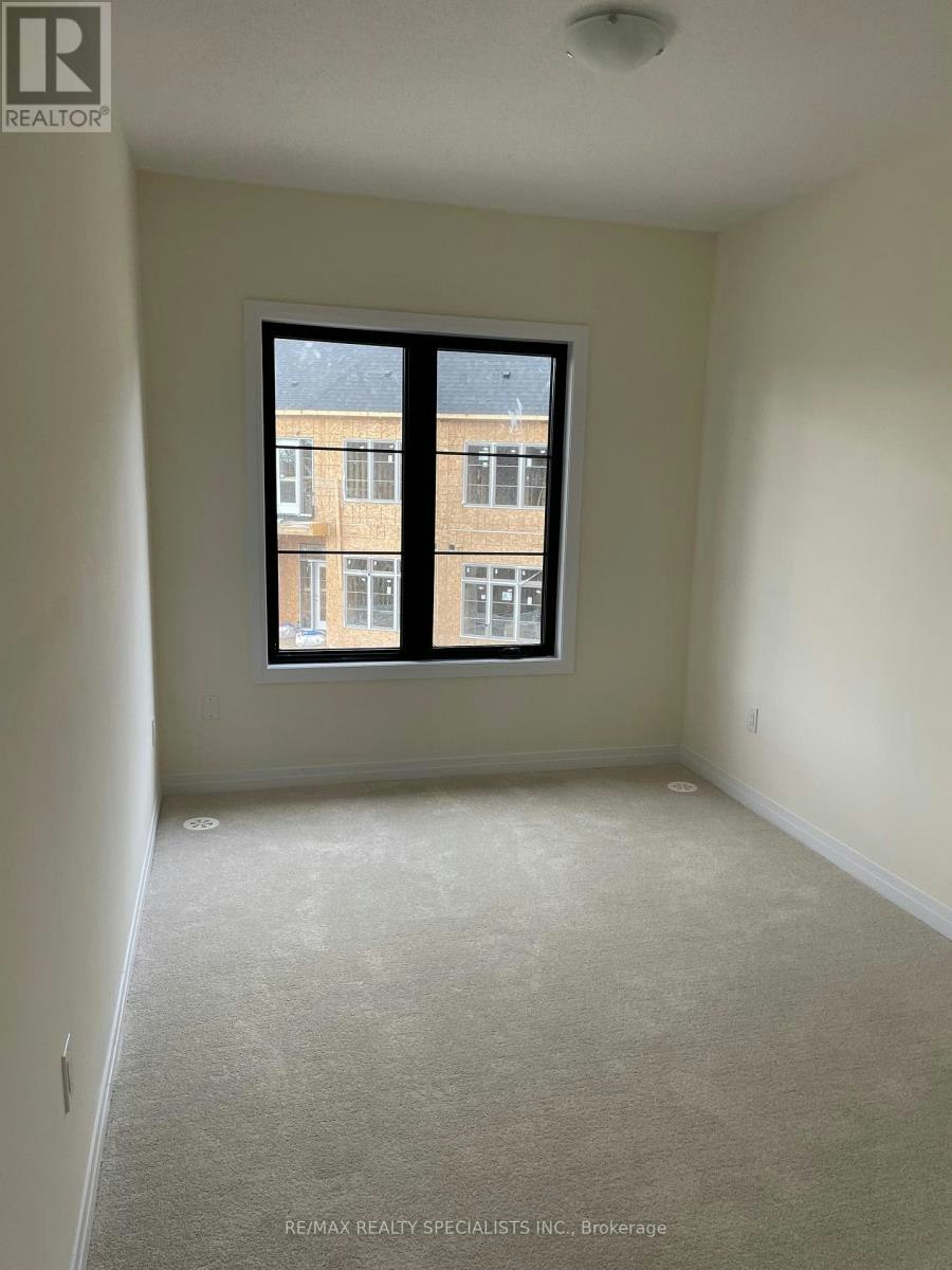 39 De La Roche Drive, Vaughan, ON, L4H 5G4 - 12