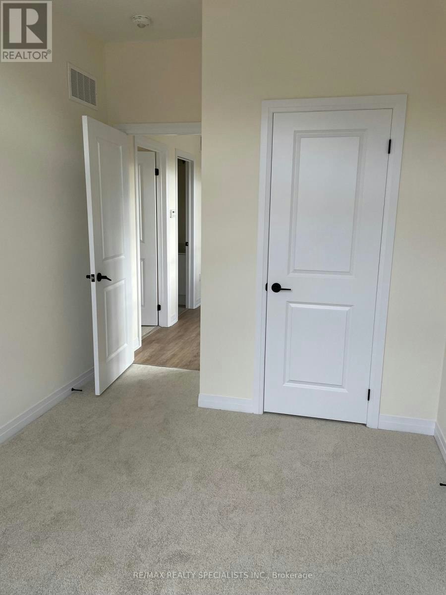 39 De La Roche Drive, Vaughan, ON, L4H 5G4 - 13