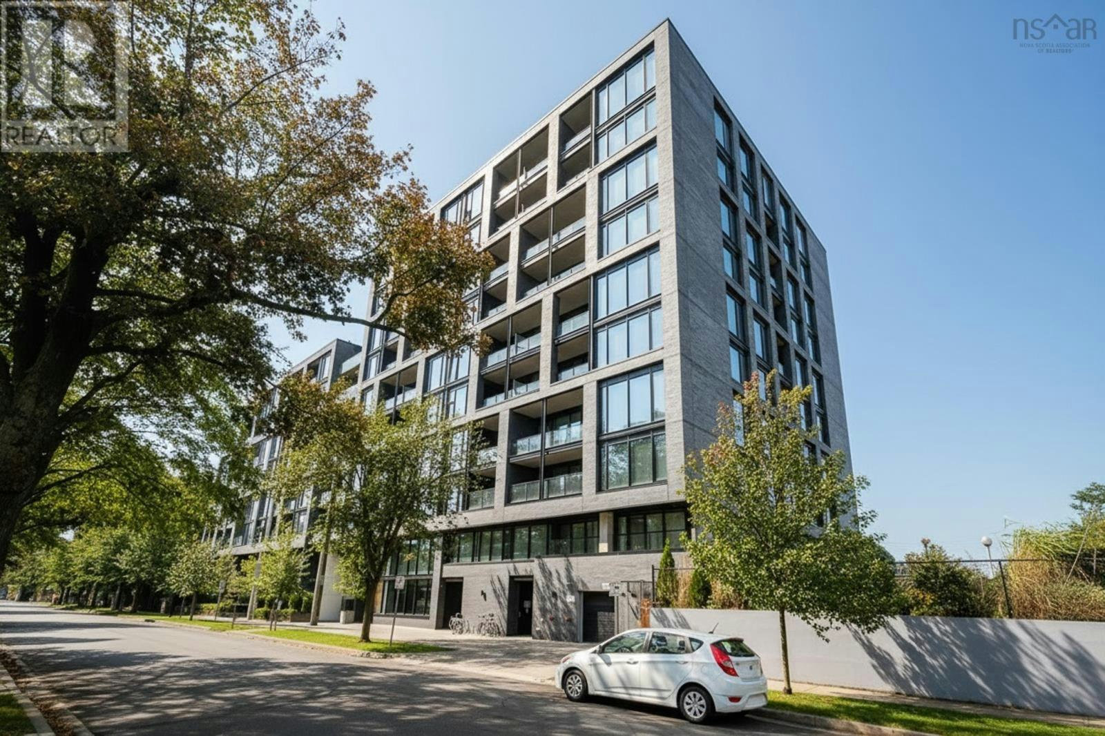TH04-1048 Wellington Street, Halifax, NS, B3H 0C2