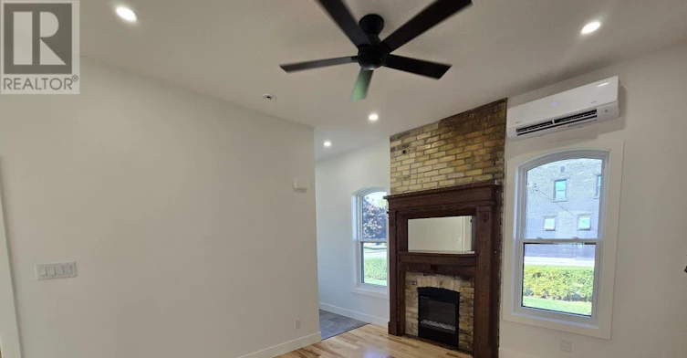 1-245 Ross Street, St. Thomas, ON, N5R 3Y7 - 5