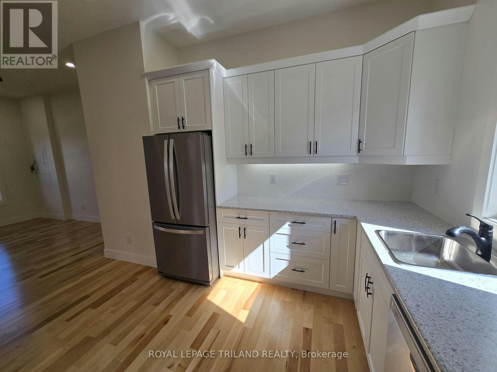 1-245 Ross Street, St. Thomas, ON, N5R 3Y7 - 11