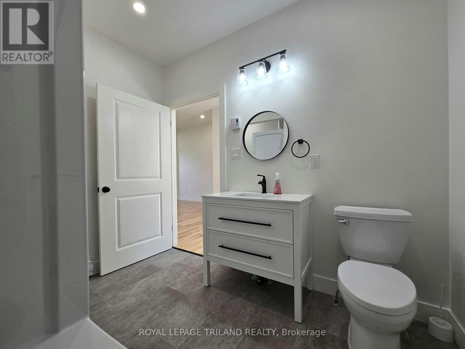 1-245 Ross Street, St. Thomas, ON, N5R 3Y7 - 16