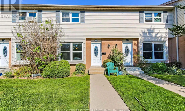 30-101 Highview Avenue E