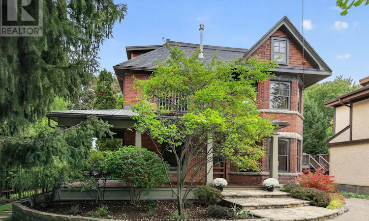 515 Broadview Avenue