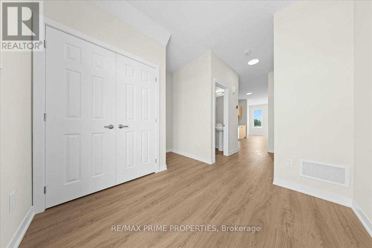 239 Lamarche Avenue, Ottawa, ON, K1W 1M6 - 5
