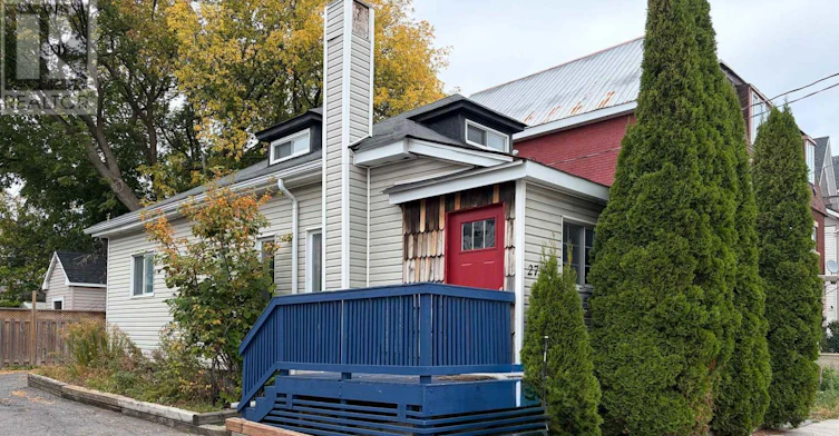 27 Poplar Street, Ottawa, ON, K1R 7M5 - 2