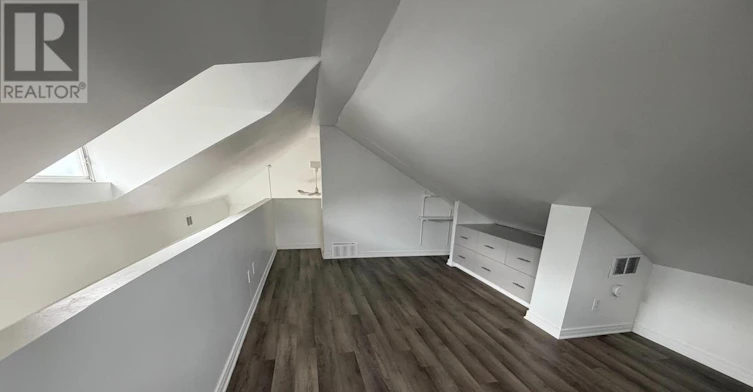 27 Poplar Street, Ottawa, ON, K1R 7M5 - 15