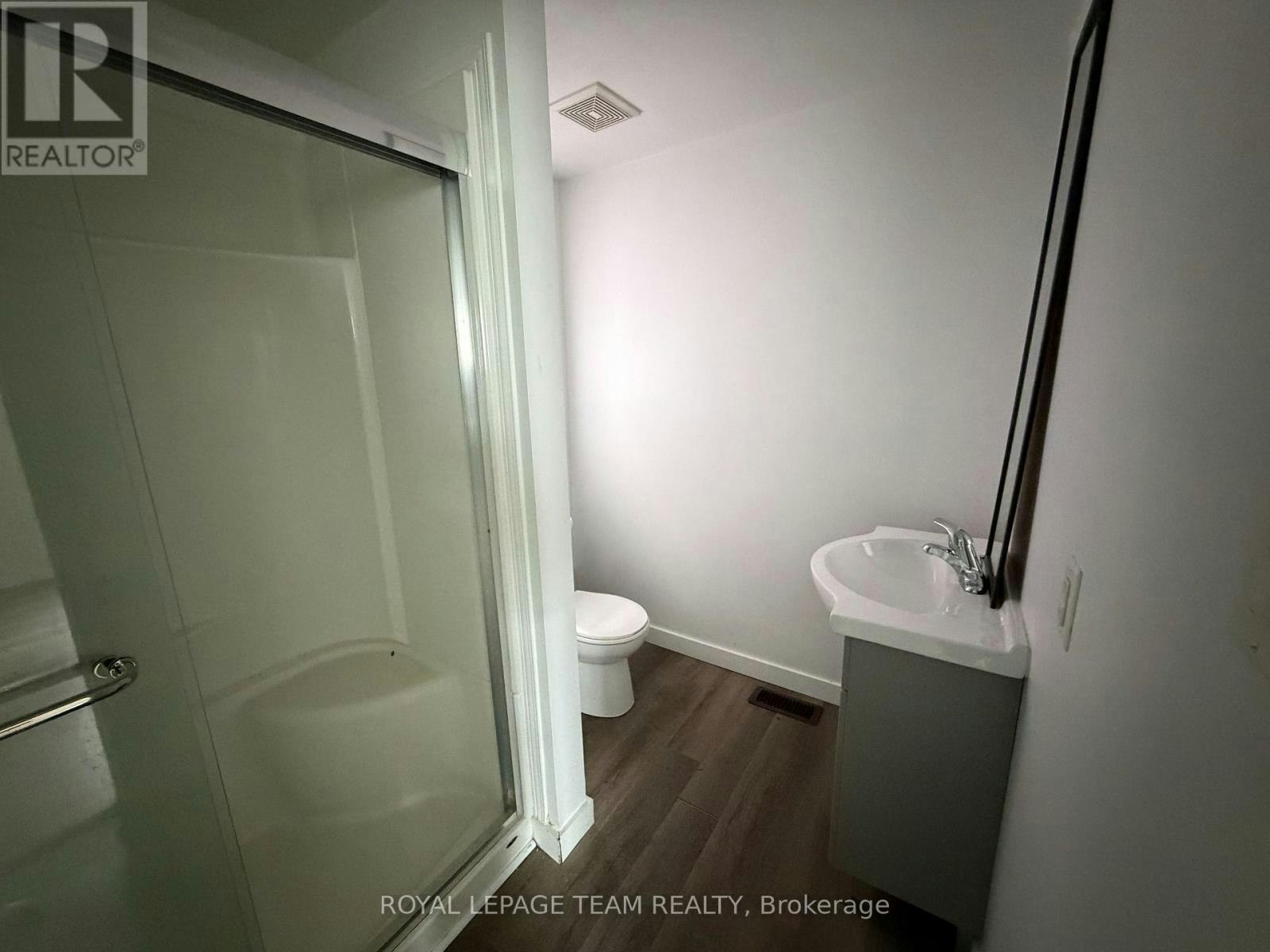 27 Poplar Street, Ottawa, ON, K1R 7M5 - 8