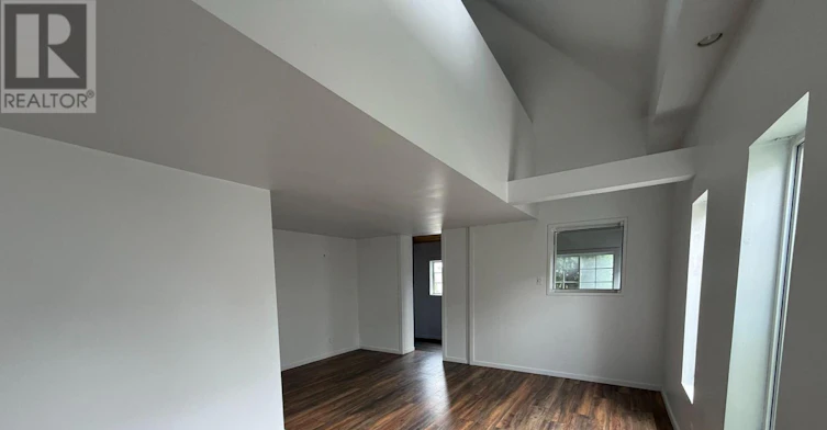 27 Poplar Street, Ottawa, ON, K1R 7M5 - 6
