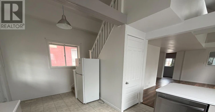 27 Poplar Street, Ottawa, ON, K1R 7M5 - 13