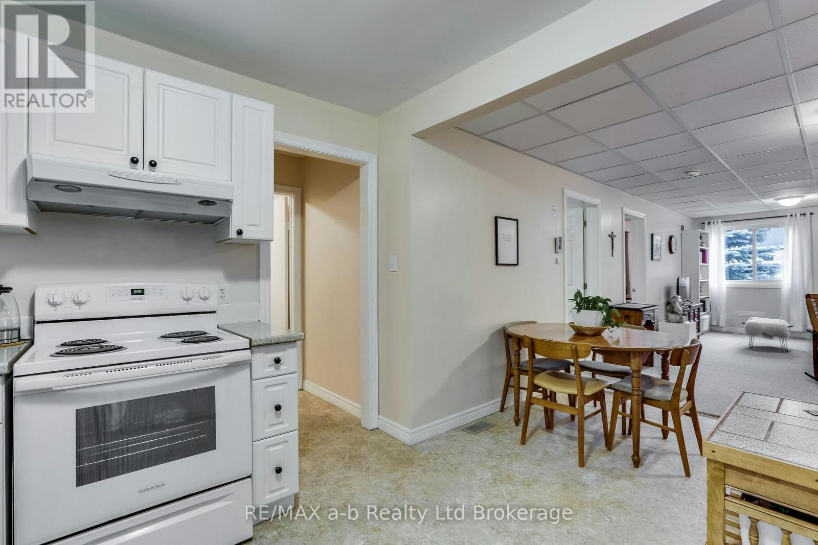 101-231 Wellington Street N, Woodstock, ON, N4S 6S1 - 11