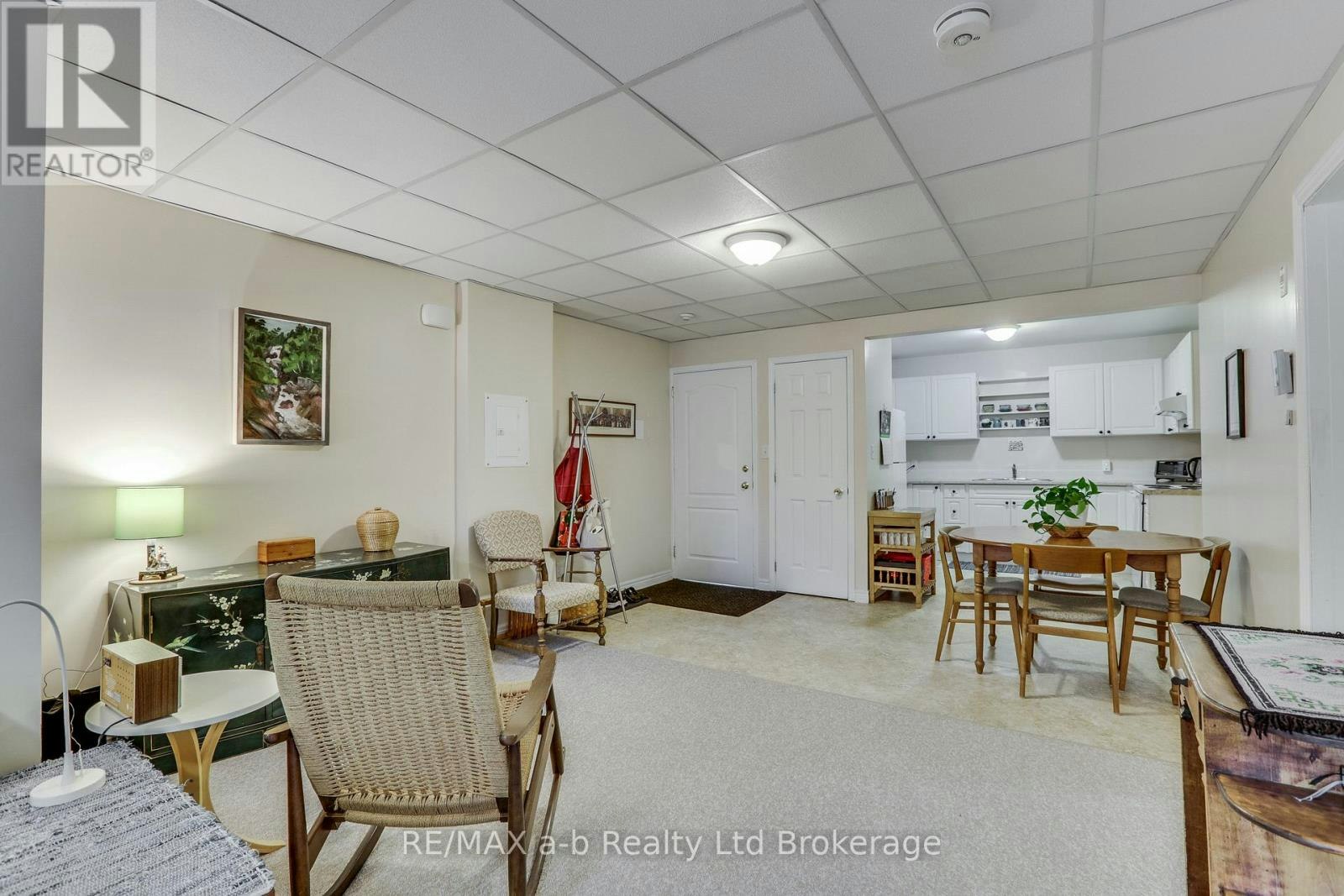 101-231 Wellington Street N, Woodstock, ON, N4S 6S1 - 6