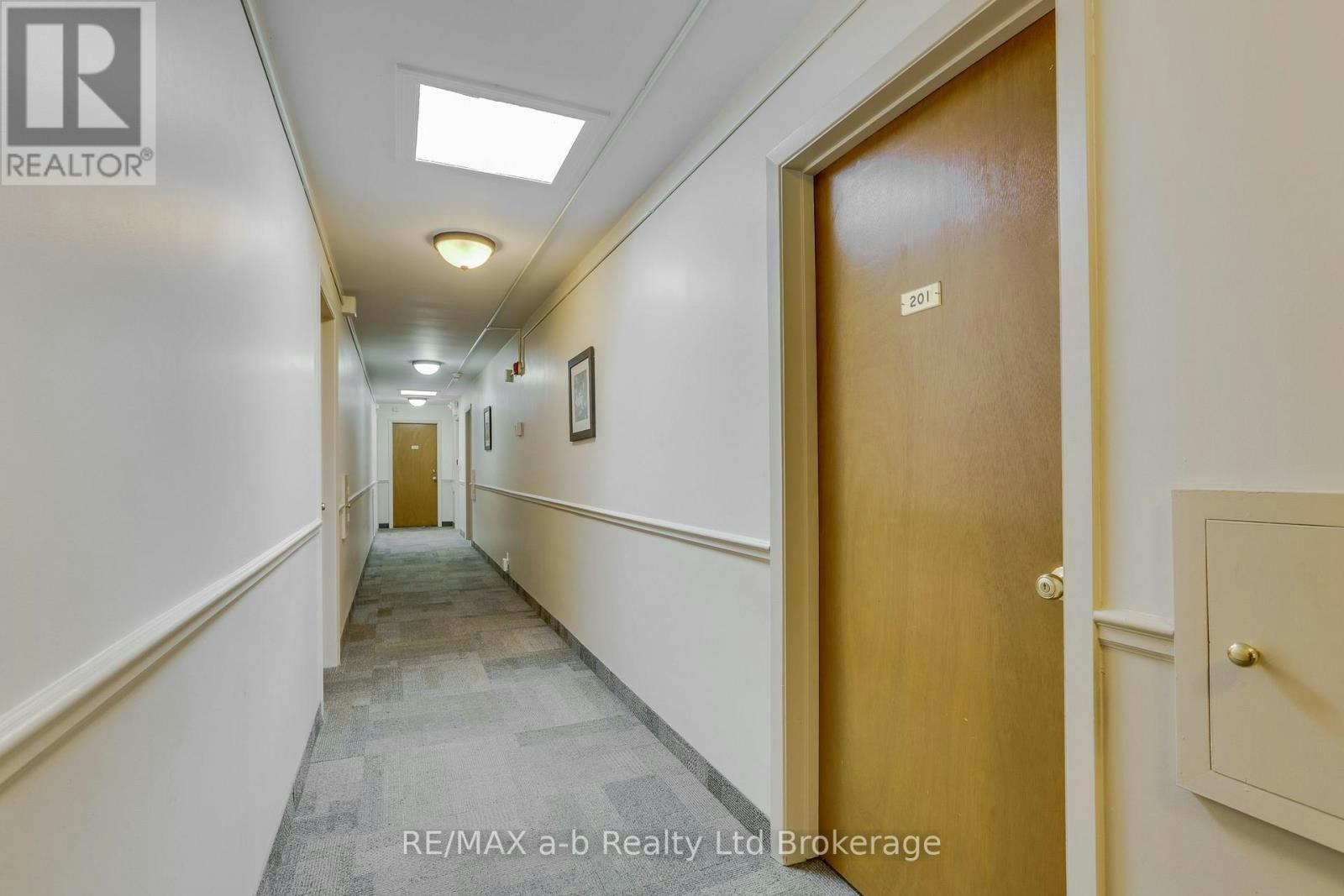101-231 Wellington Street N, Woodstock, ON, N4S 6S1 - 19