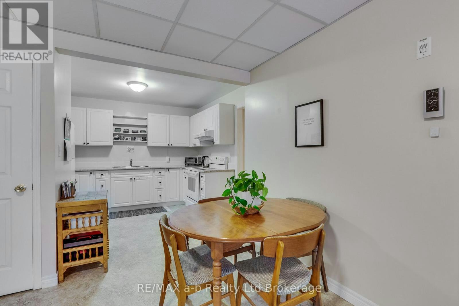 101-231 Wellington Street N, Woodstock, ON, N4S 6S1 - 8