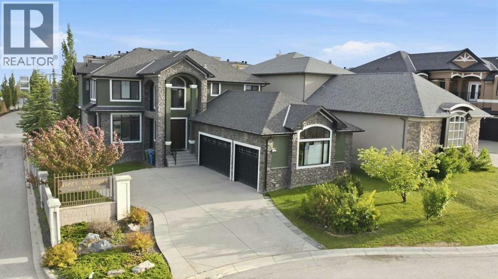 5 Aspen Meadows Park SW, Calgary, AB, T3H 5Z7