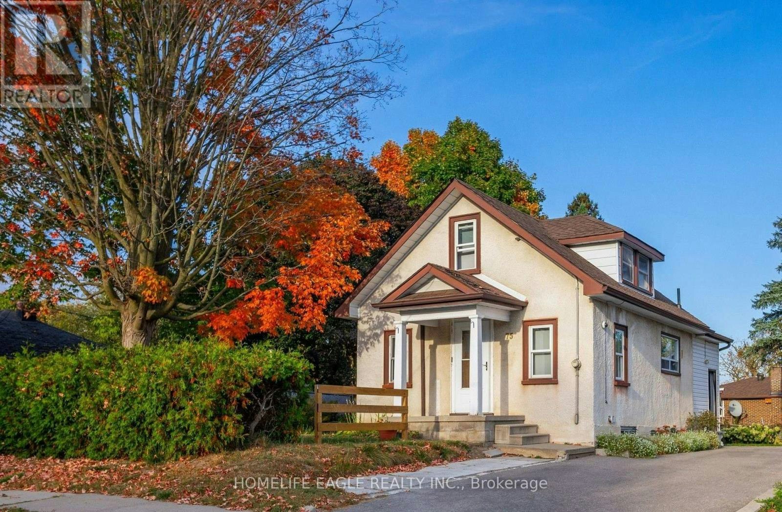 75 Denne Boulevard, Newmarket, ON, L3Y 4H5