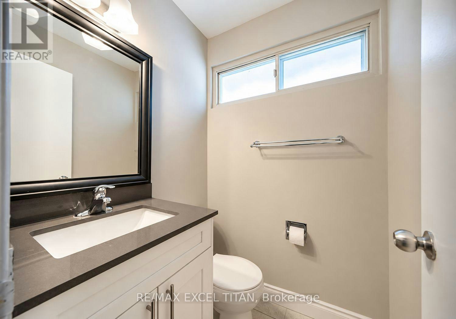 1251 White Oaks, Oakville, ON, L6H 2N6 - 8
