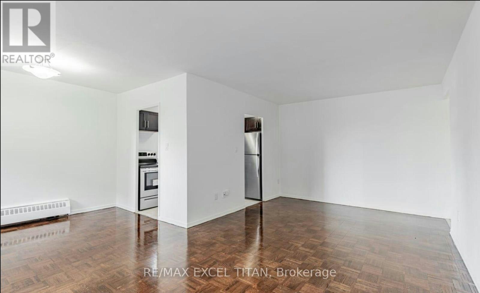 104-1524 Lawrence Avenue W, Toronto, ON, M6L 1B7 - 11