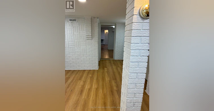 LOWER-173 Chambers Avenue, Toronto, ON, M6N 3M5 - 7