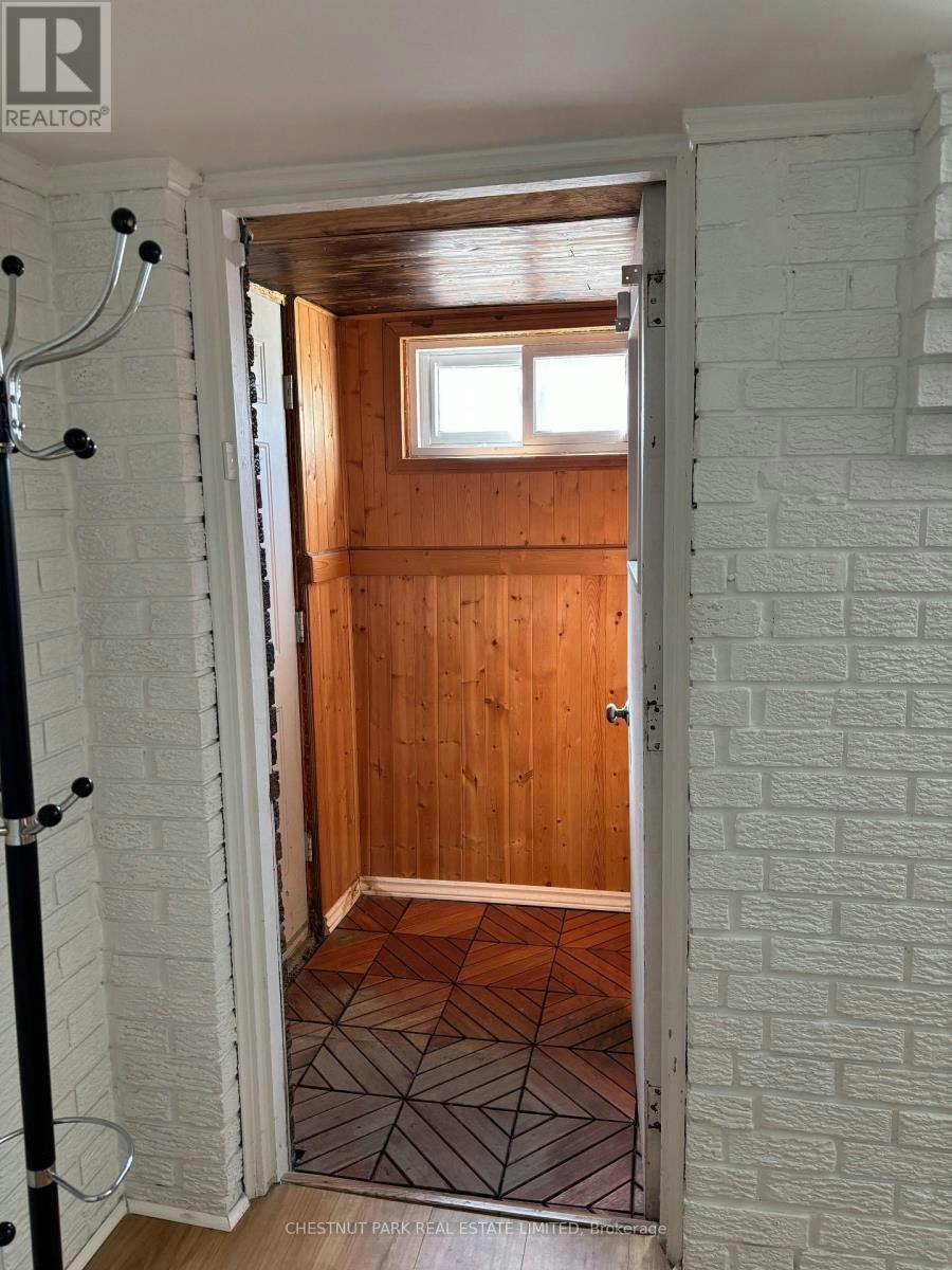 LOWER-173 Chambers Avenue, Toronto, ON, M6N 3M5 - 4