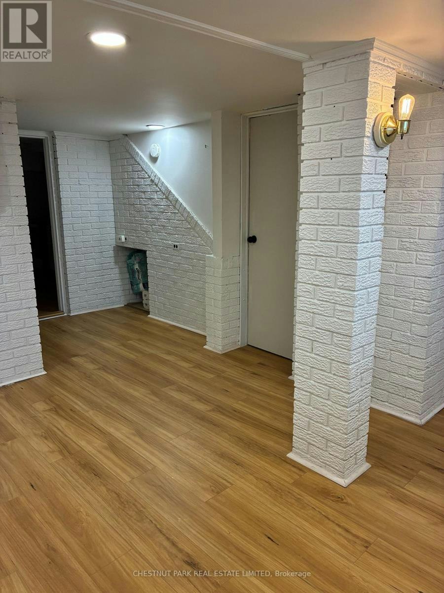 LOWER-173 Chambers Avenue, Toronto, ON, M6N 3M5 - 9