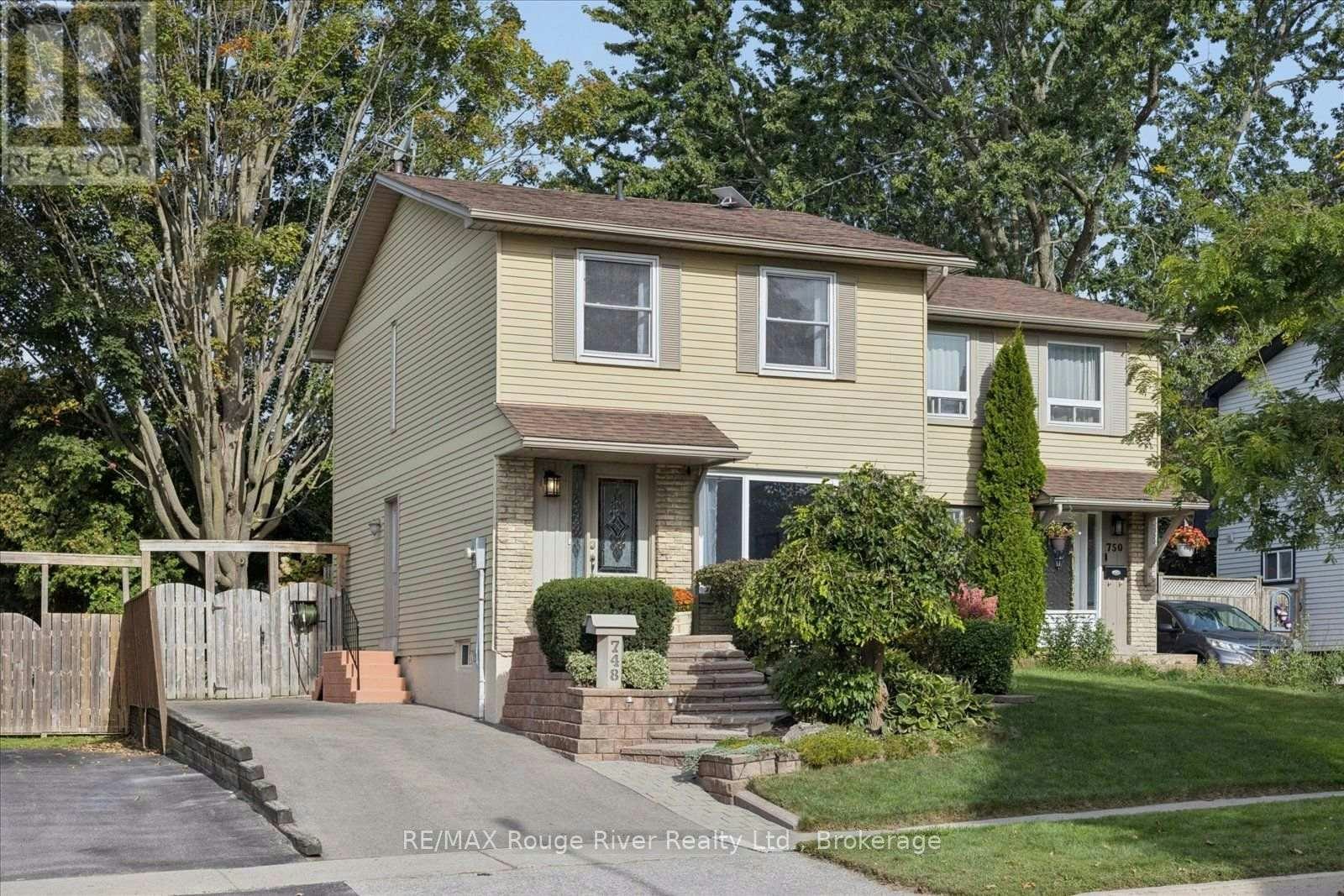 748 Hillcroft Street, Oshawa, ON, L1G 7H6