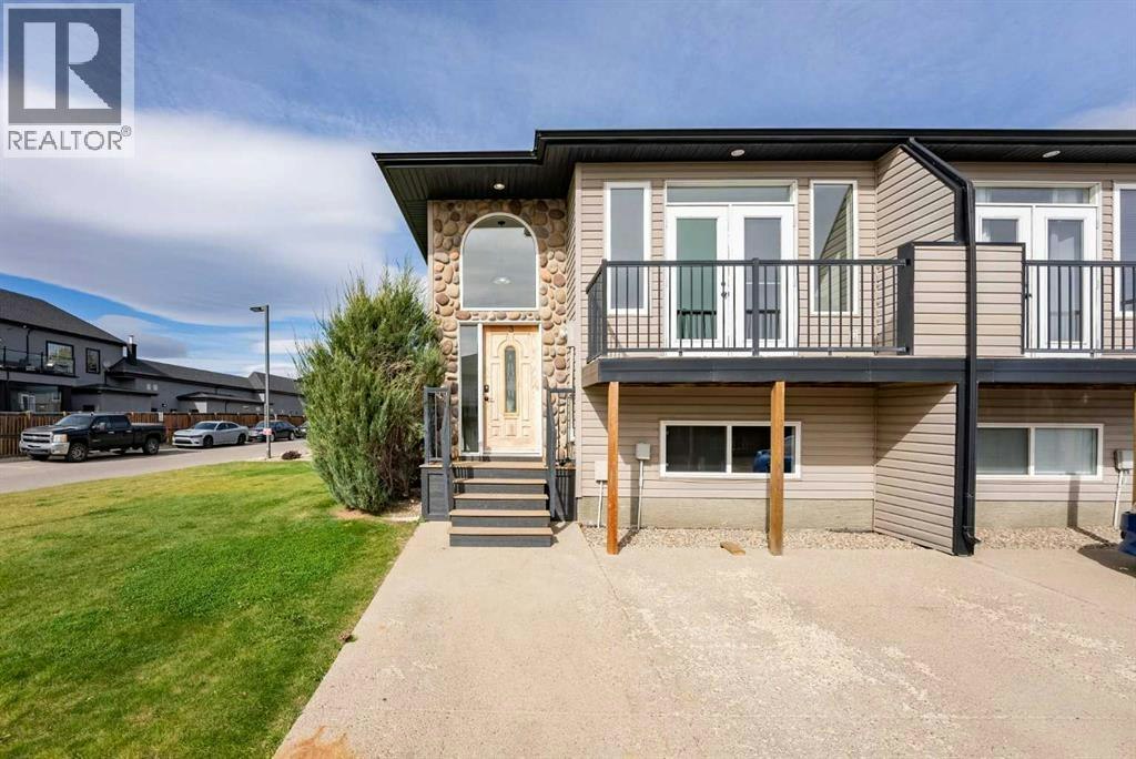 3-762 Heritage Boulevard W, Lethbridge, AB, T1K 0W1