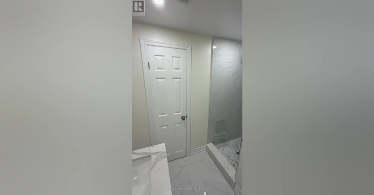 208 Lake Promenade, Toronto, ON, M8W 1A8 - 14