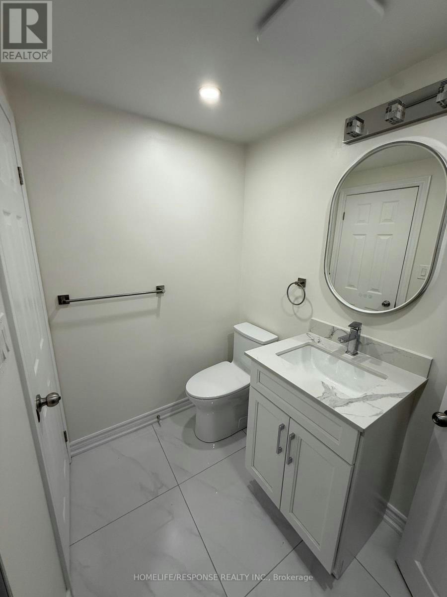 208 Lake Promenade, Toronto, ON, M8W 1A8 - 13
