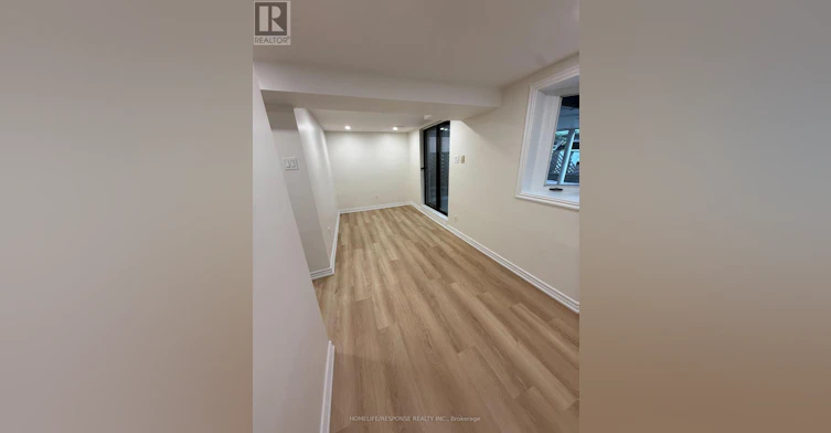 208 Lake Promenade, Toronto, ON, M8W 1A8 - 7