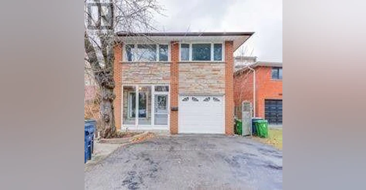 208 Lake Promenade, Toronto, ON, M8W 1A8