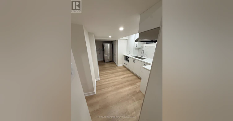 208 Lake Promenade, Toronto, ON, M8W 1A8 - 6