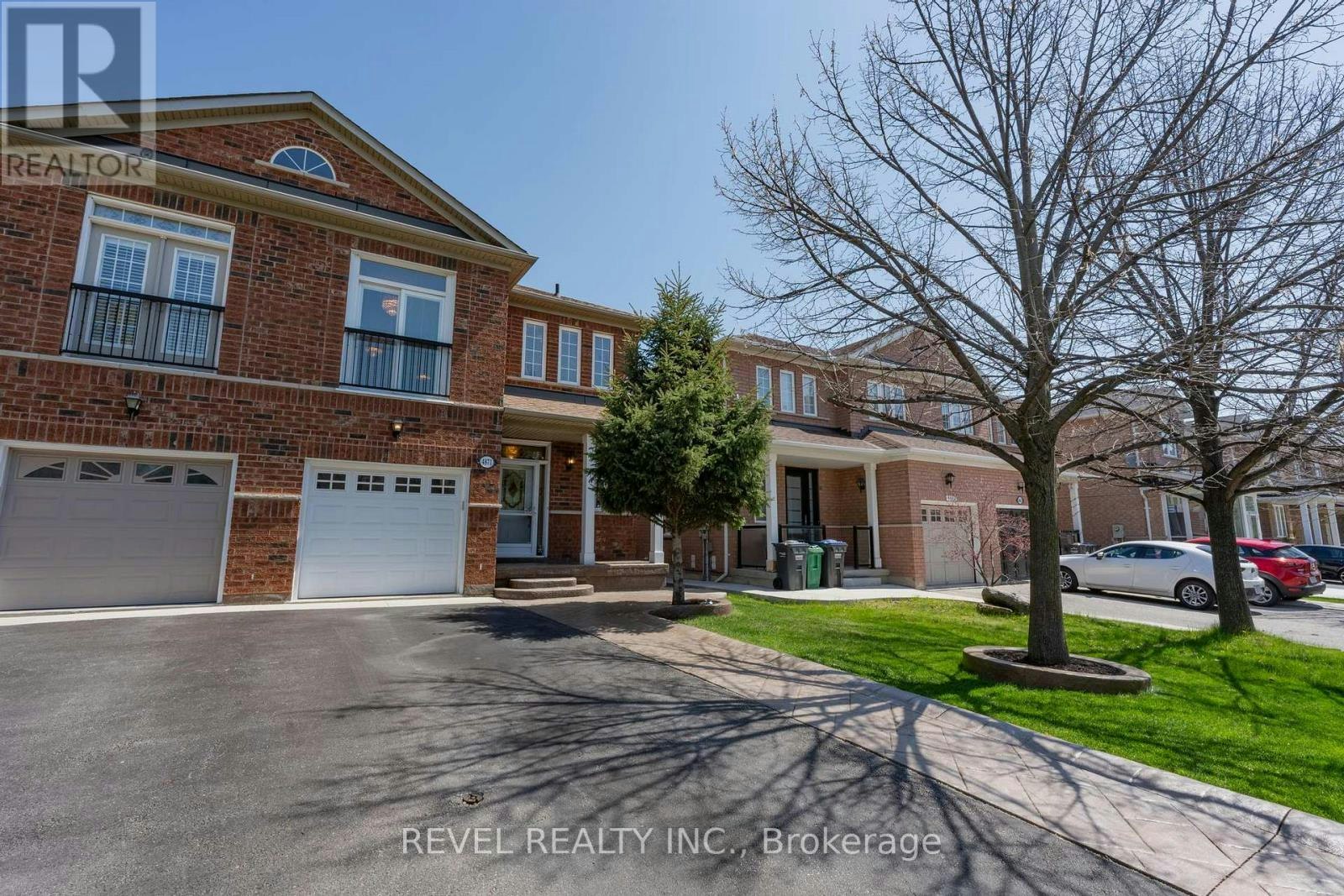 4871 James Austin Drive, Mississauga, ON, L4Z 4G7