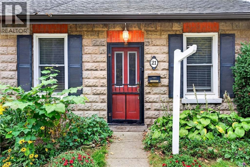 21 Brock Street N, Hamilton, ON, L9H 3A6