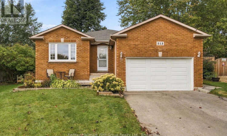 919 Heenan Court