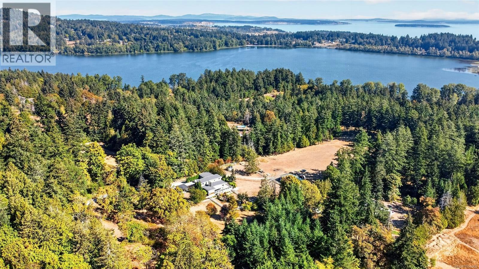 5209 Old West Saanich Road, Saanich, BC, V8X 3X1