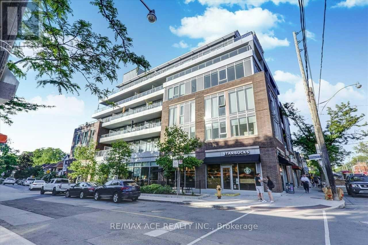 206-1960 Queen Street, Toronto, ON, M4L 1H8