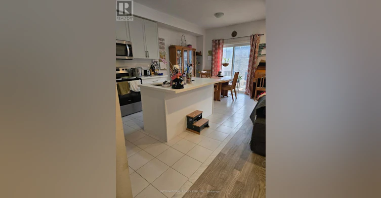 10 Gord Matthews Way, Uxbridge, ON, L9P 0E9 - 10