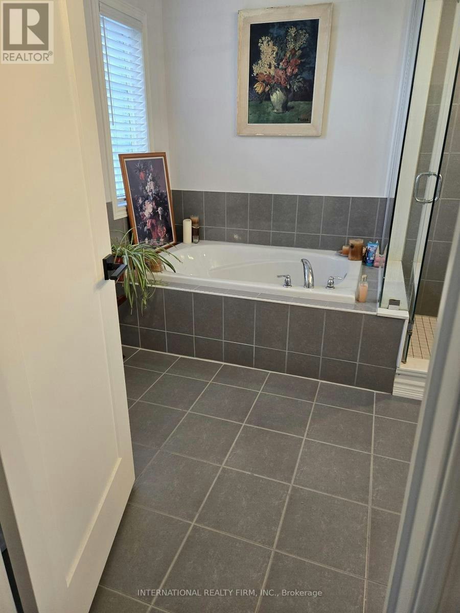 10 Gord Matthews Way, Uxbridge, ON, L9P 0E9 - 14