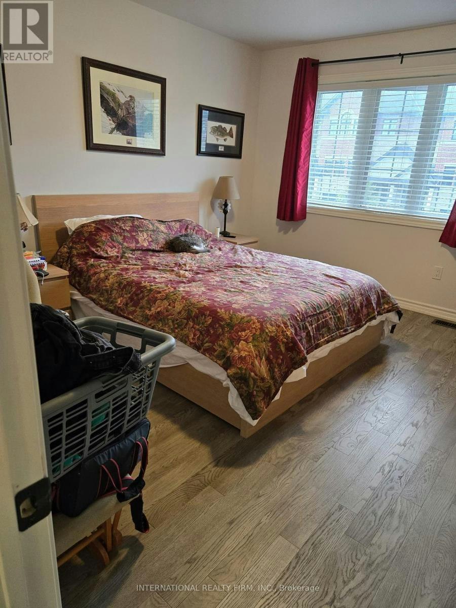 10 Gord Matthews Way, Uxbridge, ON, L9P 0E9 - 12
