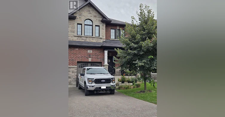 10 Gord Matthews Way, Uxbridge, ON, L9P 0E9 - 3