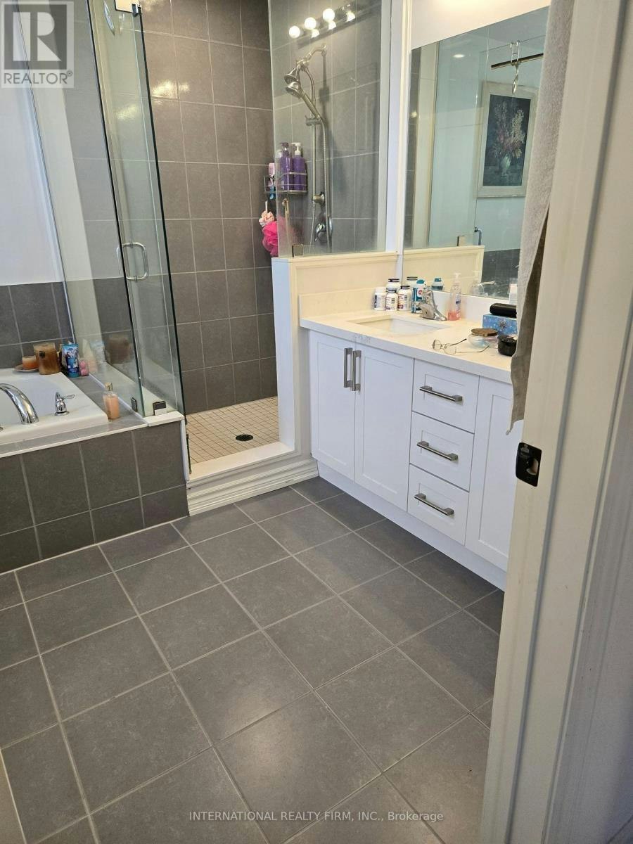 10 Gord Matthews Way, Uxbridge, ON, L9P 0E9 - 13
