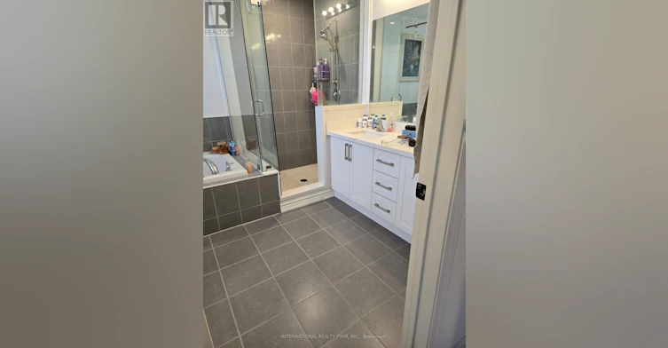 10 Gord Matthews Way, Uxbridge, ON, L9P 0E9 - 13