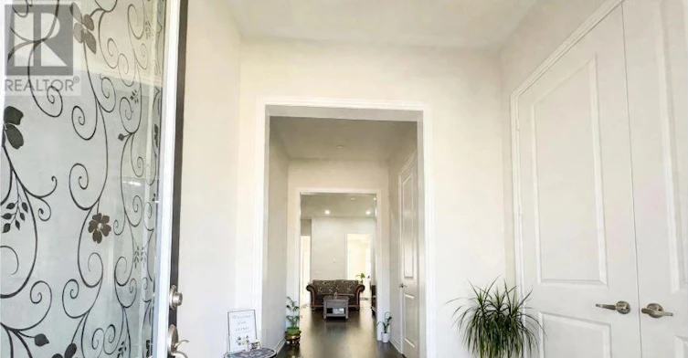 16 Sam Battaglia Crescent, Georgina, ON, L0E 1R0 - 3