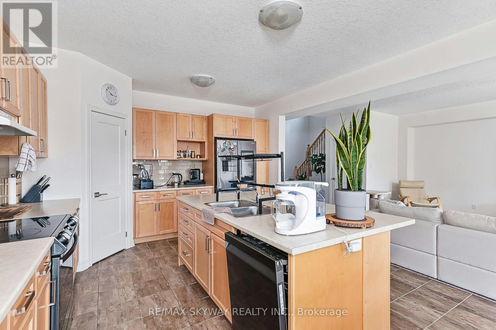 103 Plewes Drive W, Collingwood, ON, L9Y 3B7 - 29
