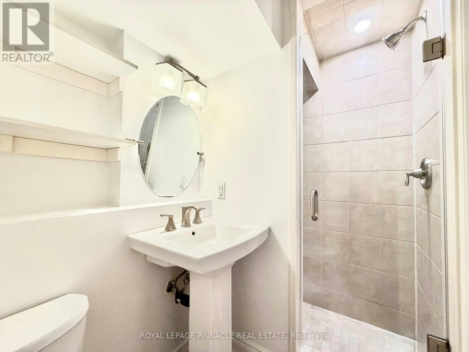 LOWER-136 Campbell Avenue, Toronto, ON, M6P 3V2 - 10